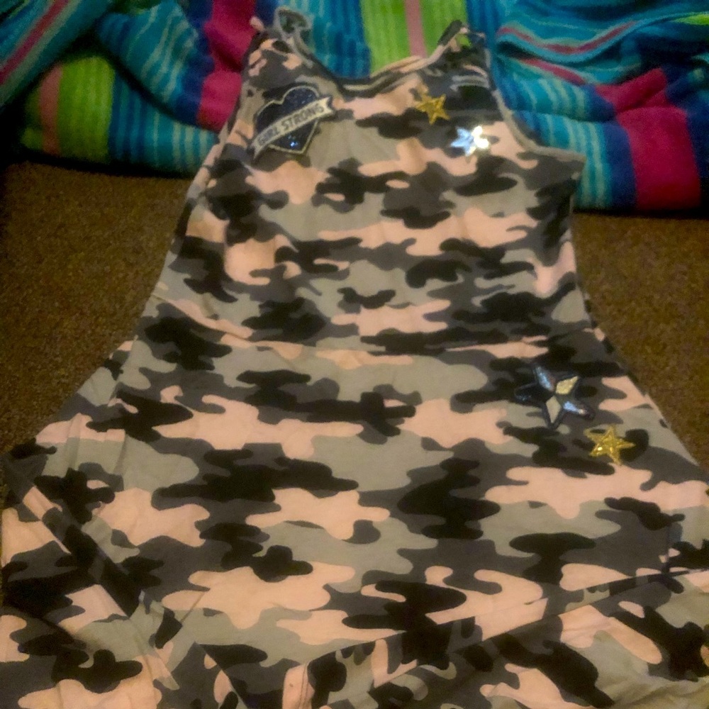 Dress. Size 10/12 ( girl)